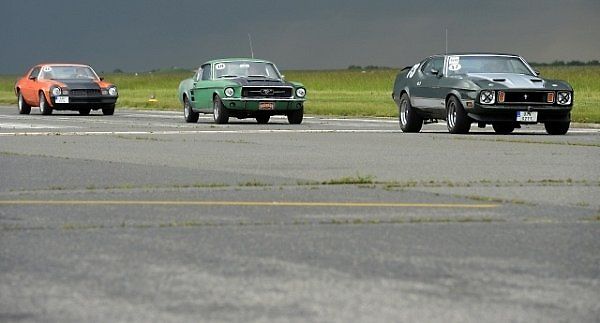 Mustangy v Praze oslavily padesátiny.