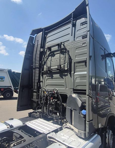 Volvo FH (2025) 460 AERO XLOW lowdeck EURO 6 - fotka 5 z 13