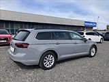 Volkswagen Passat 2,0 TAŽNÉ, KEYLESS, EL.KUFR - náhled 4