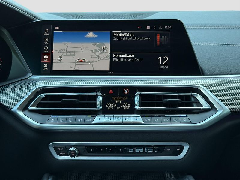 BMW X6 xDrive30d - fotka 10 z 19