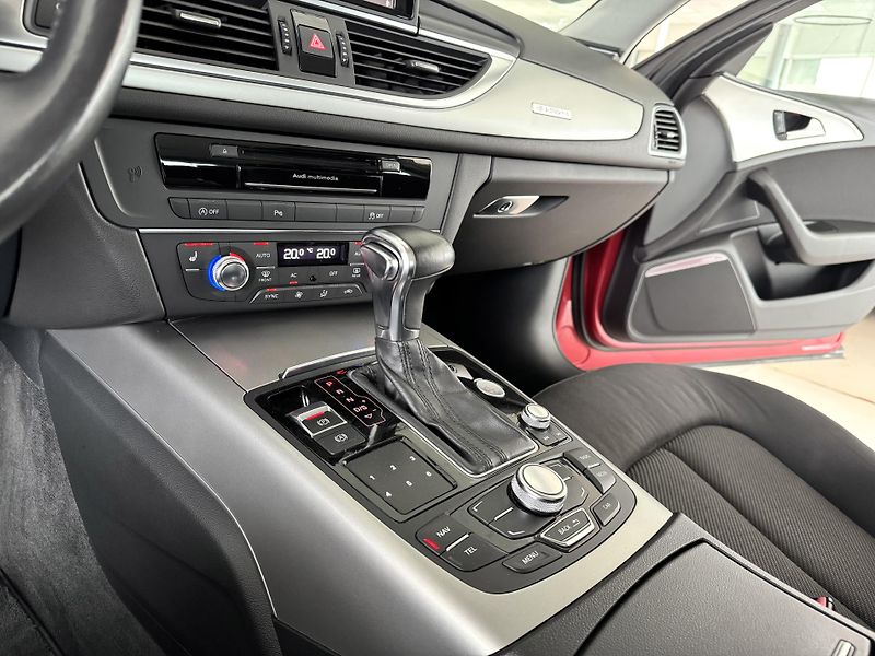 Audi A6 3,0TDI Q*180kW*NočníVidění*HUD - fotka 26 z 39