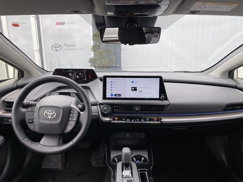 Toyota Prius 2.0Plug-in, ČR-1m, Prestige - fotka 12 z 34