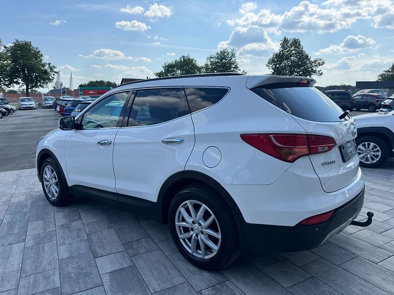 Hyundai Santa Fe (2014) 2,2 CRDI 145 Kw 4x4 - fotka 7 z 31