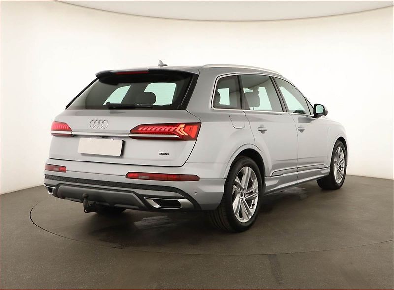Audi Q7 (2021) 45 TDI - fotka 5 z 21