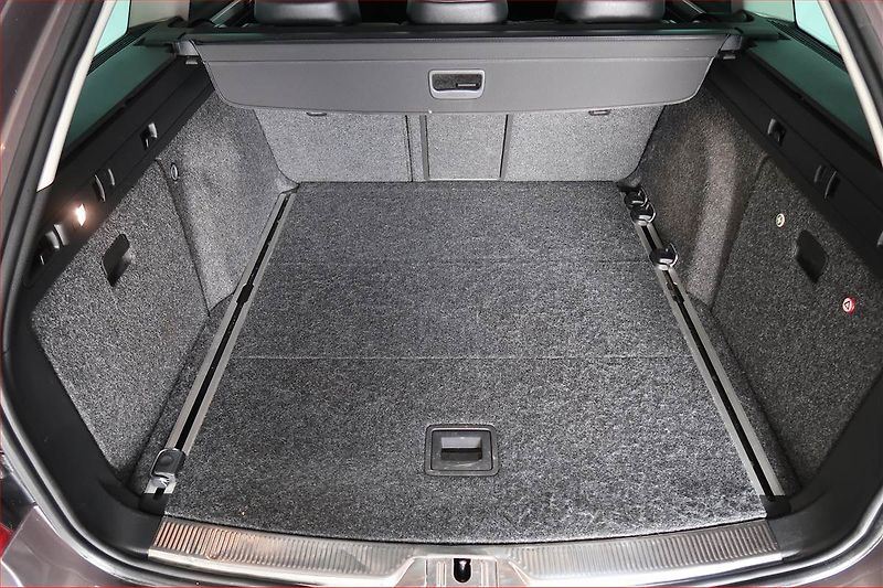 Škoda Superb (2013) Ambition 2.0 TDI, Automat - fotka 14 z 18