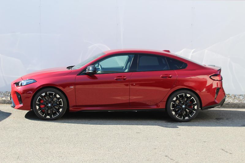 BMW Řada 2 M235 xDrive Gran Coupé - fotka 9 z 25