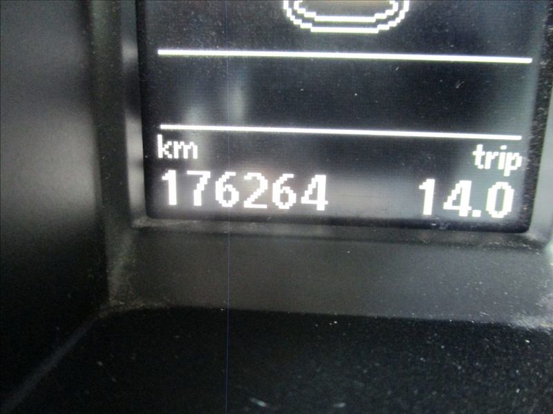 Volkswagen Golf 1,4 TSI, Highline, aut. klima, - fotka 16 z 24
