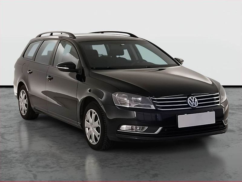 Volkswagen Passat (2011) 2.0 TDI, Serv.kniha, Navi - fotografie inzerátu