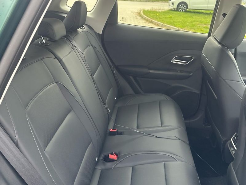 MG ZS (2025) 1,5 Hybrid+ Exclusive - fotka 7 z 22