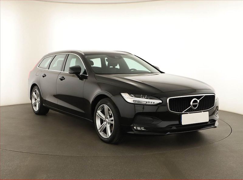 Volvo V90 (2018) D3, Automat, Serv.kniha, Kůže - fotka 1 z 20