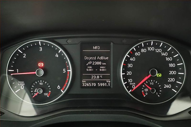 Volkswagen Amarok (2018) V6 3.0 TDI, 4X4, Automat - fotka 8 z 18