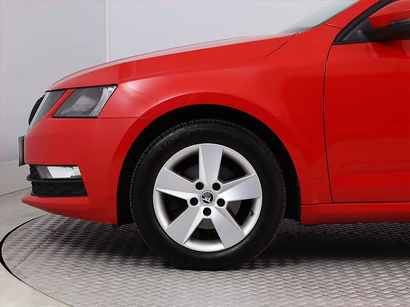 Škoda Octavia (2017) Ambition 1.6 TDI, Serv.kniha - fotka 11 z 14