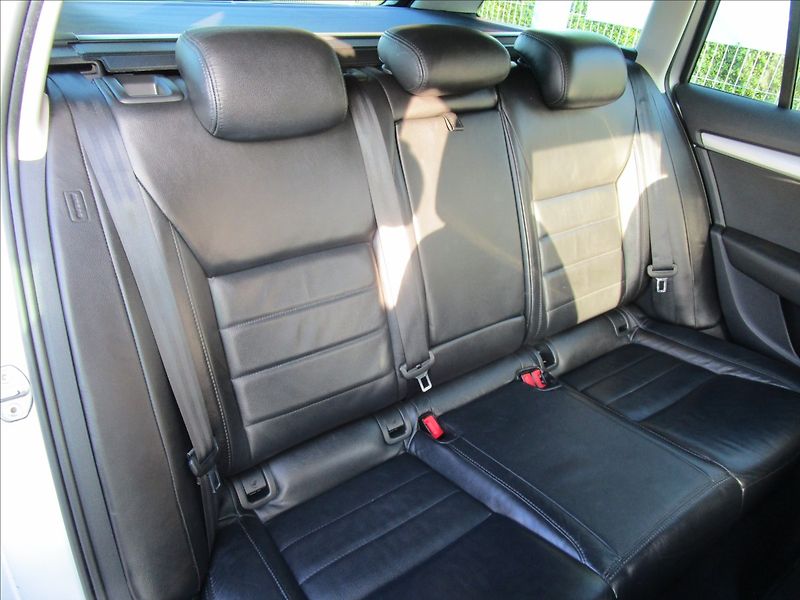 Škoda Octavia Combi 1.6TDi Greenline, Bi-xen - fotka 35 z 56