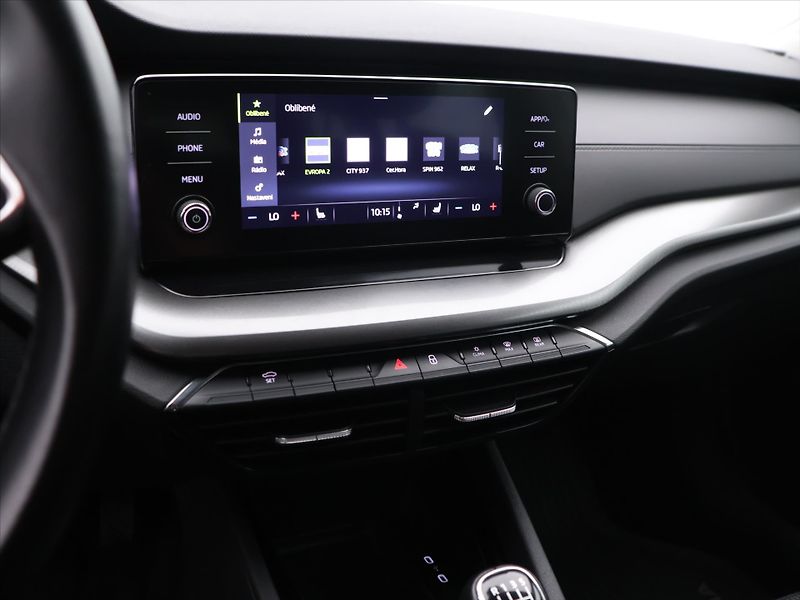 Škoda Octavia 2,0 TDI 85kW Ambition CZ DPH - fotka 16 z 27