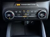 Ford Focus 1,5 Ecoblue 88 kW Titanium DPH - náhled 28