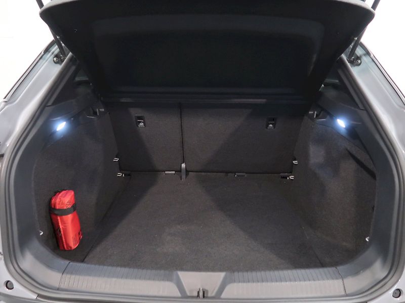 Volkswagen ID.4 (2023) Pro Performance 150kW 82kWh - fotka 6 z 36