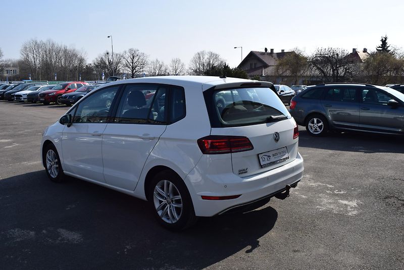 Volkswagen Golf Sportsvan (2020) 1.5TSI EVO 110kw DSG LED TAŽNÉ - fotka 12 z 48