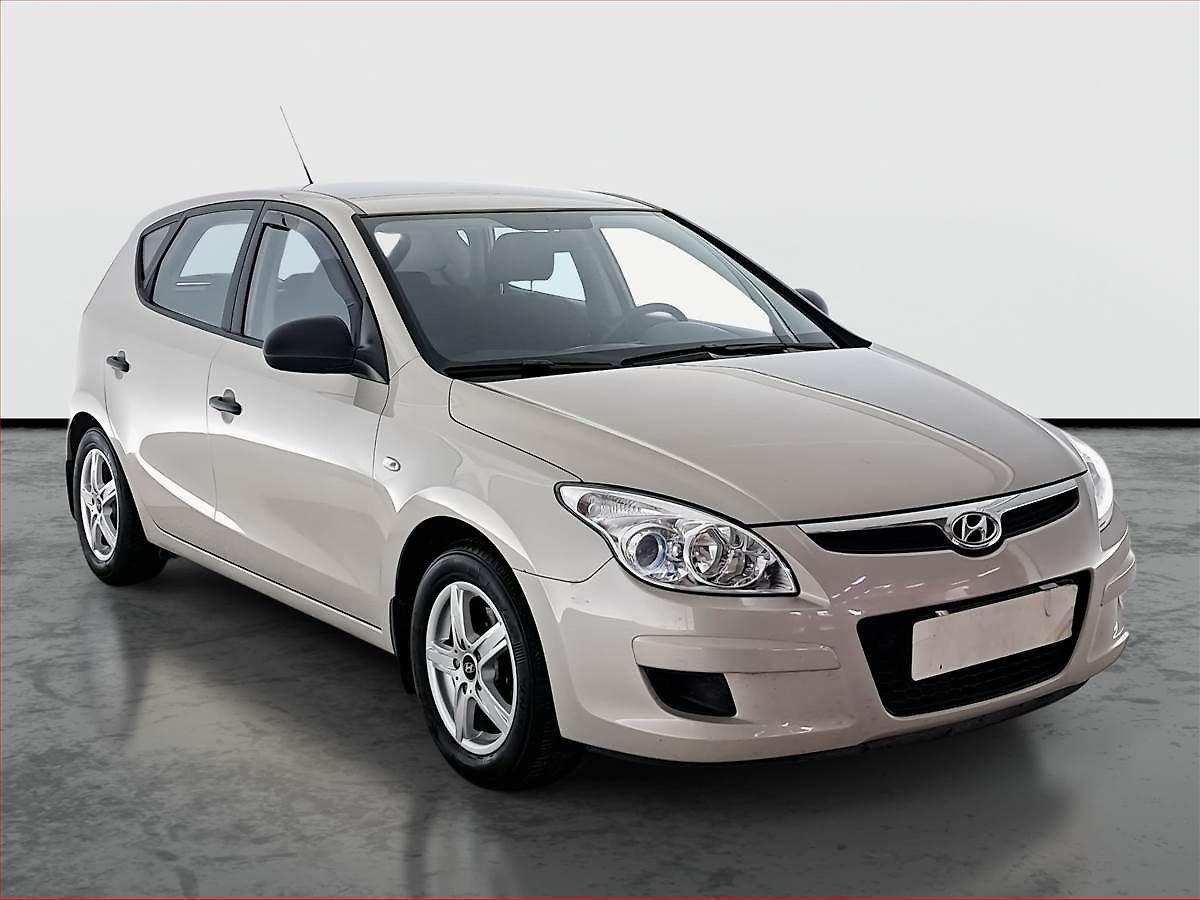 Hyundai i30 1.4 CVVT, ČR,1.maj