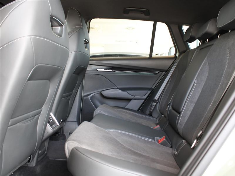 Škoda Elroq (2026) 0,0 60 Sportline 150kW Nový VŮ - fotka 7 z 24