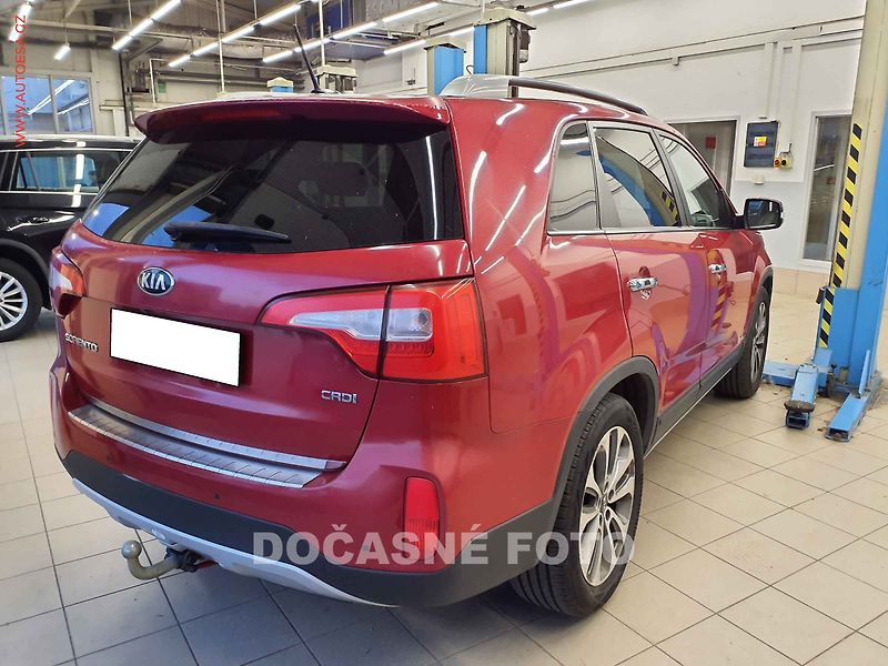 Kia Sorento (2014) 2.2 CRDi AWD, ČR, Premium - fotka 2 z 3
