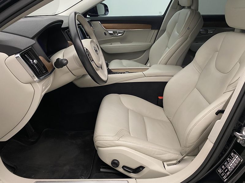 Volvo S90 T6 AWD   REZERVACE - fotka 3 z 40