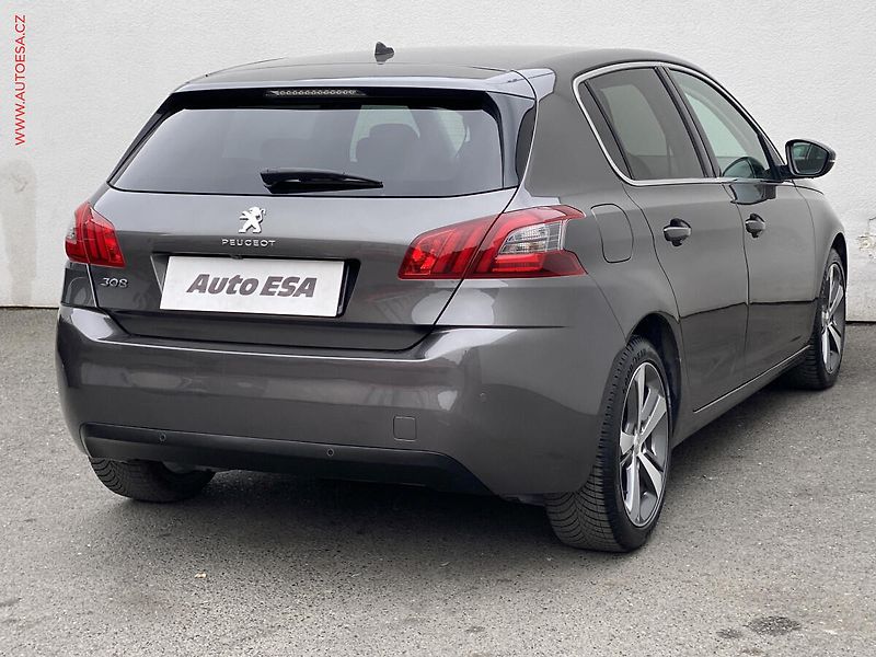 Peugeot 308 (2017) 1.2 PT, Allure, AT - fotka 4 z 16