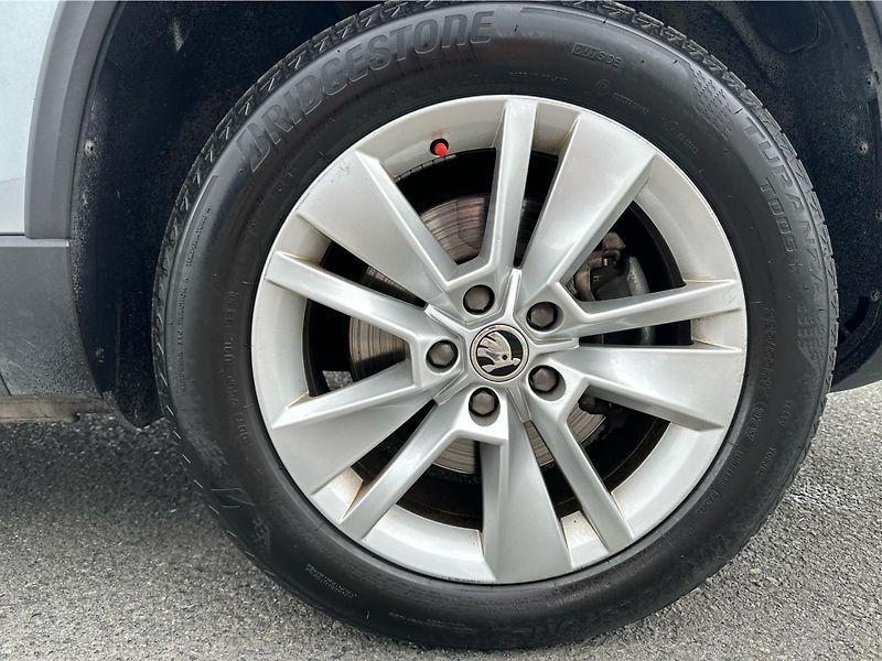Škoda Karoq 2.0TDi 110kW STYLE 4x4 DSG - fotka 24 z 25