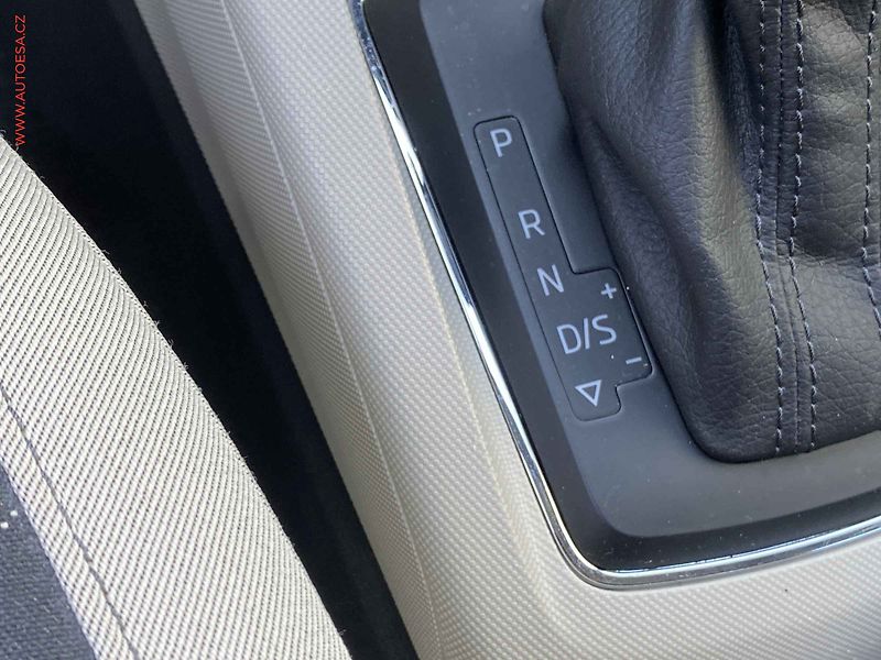 Škoda Fabia (2016) 1.2TSi, ČR, DSG, kamera - fotka 14 z 18