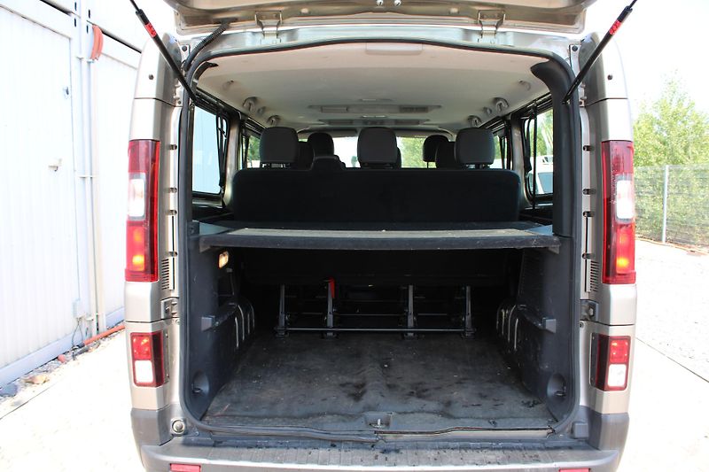 Renault Trafic 1.6DCI L2H1 9.míst+klima 85kw - fotka 7 z 18