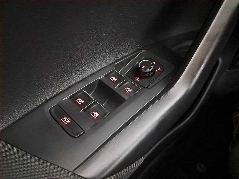 Volkswagen Polo (2018) Highline 1.0 TSI, Tempomat - fotka 16 z 16