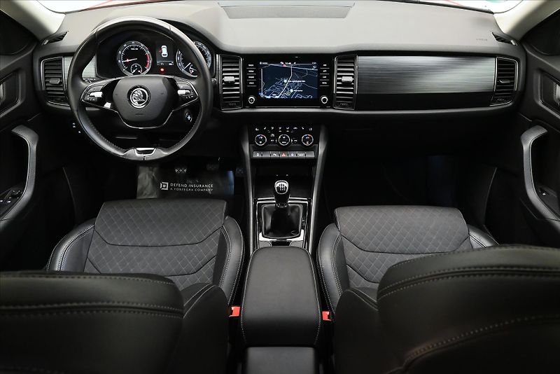 Škoda Kodiaq 1,5 TSI 110 kW TAŽNÉ NAVI Záru - fotka 15 z 31