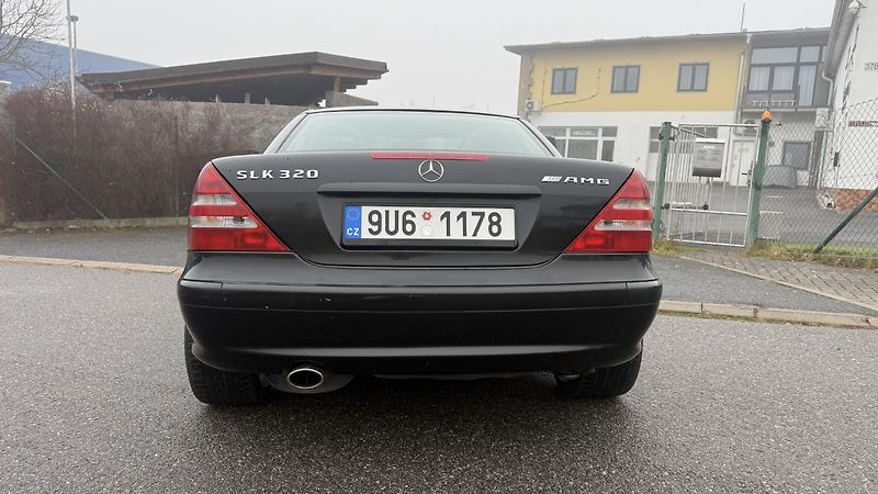 Mercedes-Benz SLK (2000) 320 AUT 160KW MB KOLA18 KLIMA - fotka 9 z 24