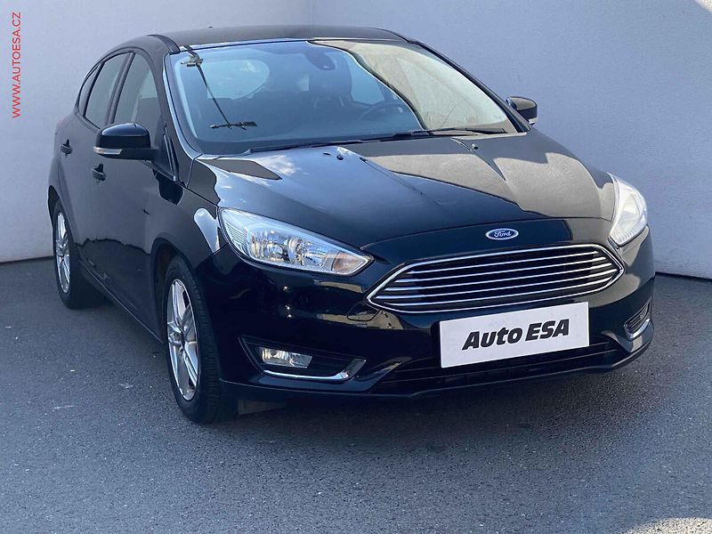 Ford Focus (2015) 1.0EB, 2.maj, AC, TZ, park - fotografie inzerátu
