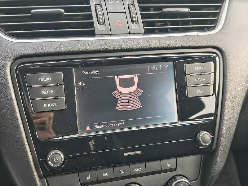 Škoda Octavia Trumf  1,4TSI - fotka 14 z 20
