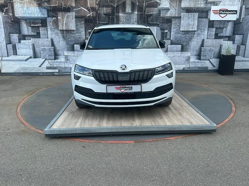 Škoda Karoq (2019) 1.6TDi, 85KW, SPORTLINE - fotka 2 z 30