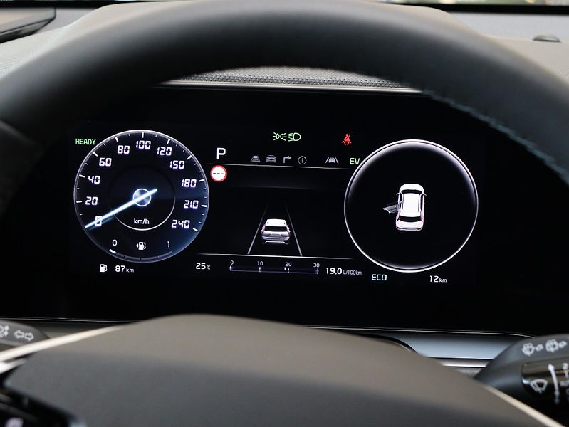Kia Niro STYLE 1,6 GDi HEV 6DCT - fotka 12 z 20