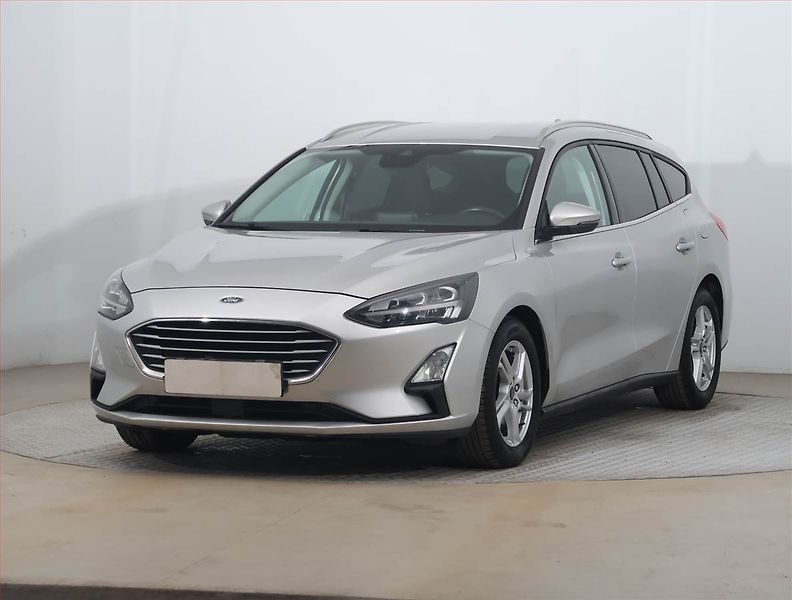Ford Focus (2019) 1.5 TDCi, Tempomat - fotka 2 z 18