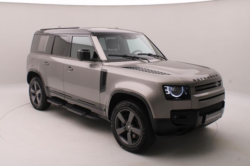 Land Rover Defender 110 P425 X-DYNAMIC REZERVACE - fotka 16 z 50