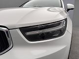 Volvo XC40 B4 AWD MOMENTUM PRO CZ - náhled 16