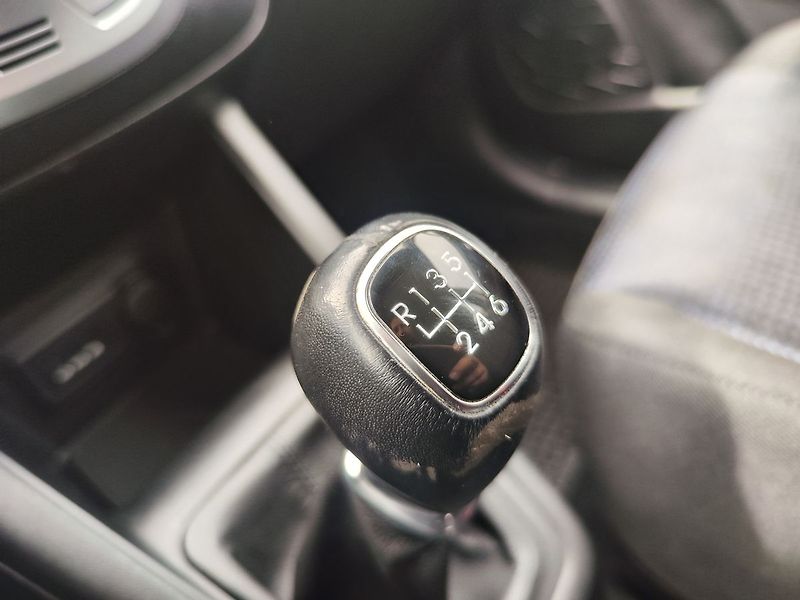 Hyundai ix20 1.6 CVVT/92kW Trikolor - fotka 18 z 26