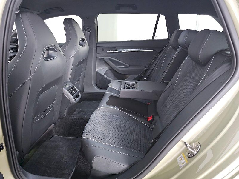 Škoda Superb (2025) 2.0TDi 142kW 4X4 SPORTLINE WEB - fotka 7 z 36
