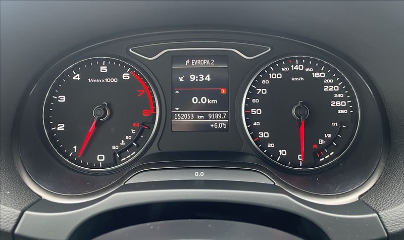 Audi A3 1,4 TFSI  S-line 90kw, Navi , - fotka 14 z 24