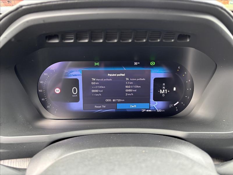 Volvo XC90 2,0 B5 AWD Plus Dark - fotka 29 z 46