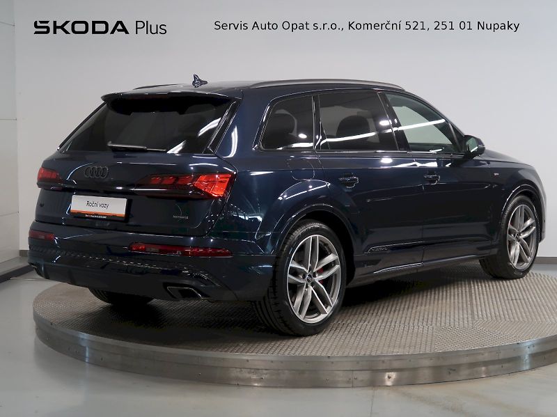 Audi Q7 (2025) S-LINE 50TDI 210KW QUATTRO TAŽ - fotka 2 z 44