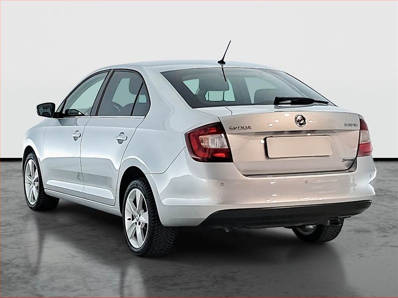 Škoda Rapid (2018) Style Plus 1.0 TSI, Automat - fotka 4 z 19