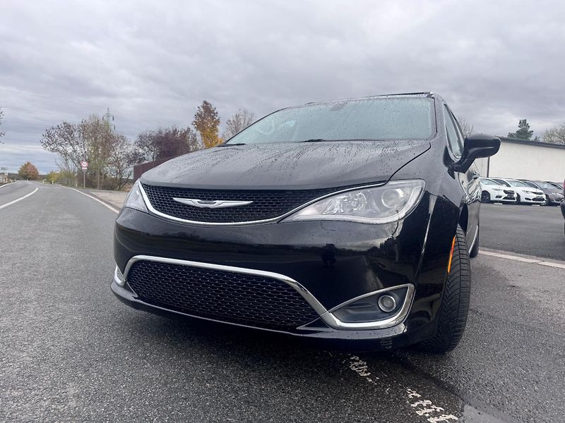 Chrysler Pacifica (2019) 3,6 Touring L Kůže 2019 - fotka 5 z 19