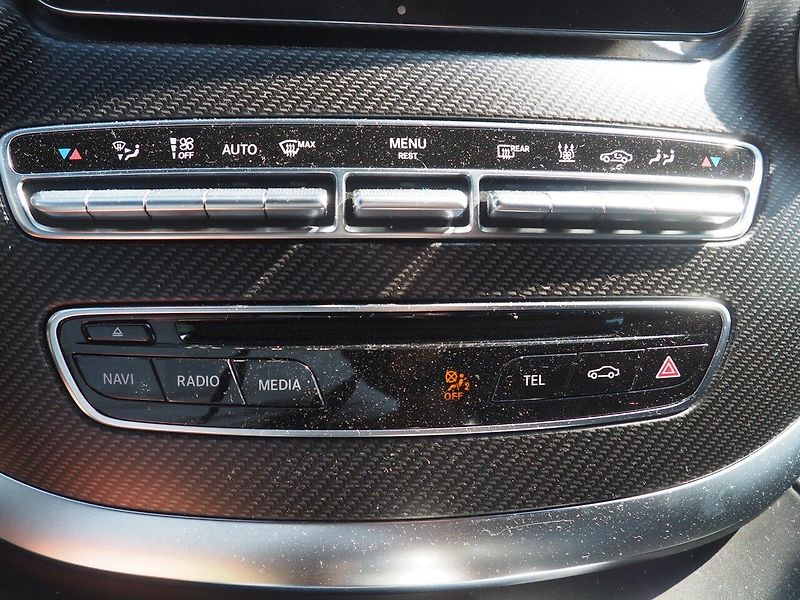 Mercedes-Benz Třídy V (2018) 250D, Led, 360°, AMG Black Ed - fotka 33 z 39