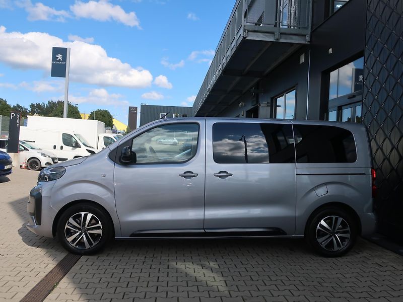 Peugeot Traveller ALLURE L2 2.2 BlueHDI 180k - fotka 3 z 18