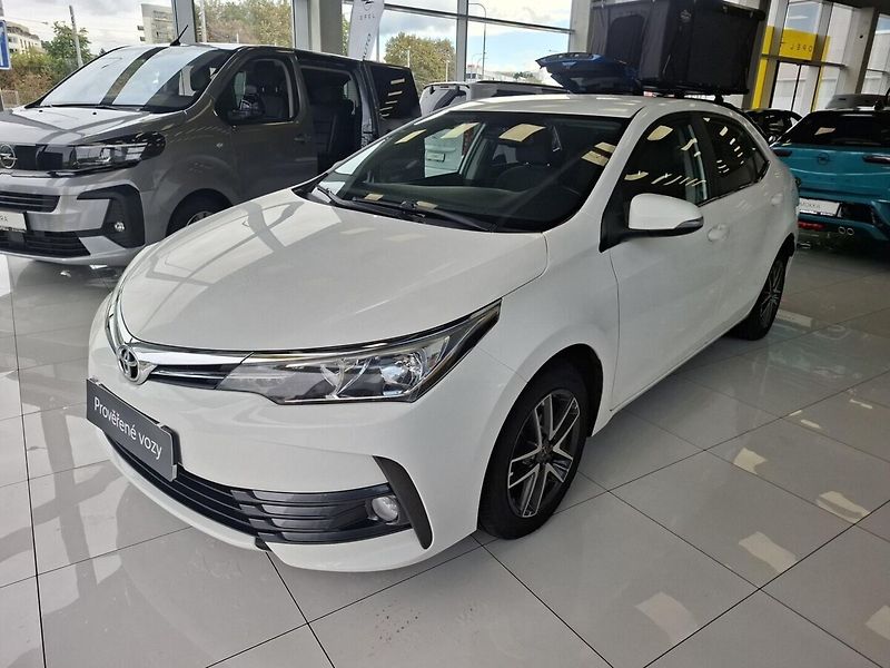 Toyota Corolla 1.6VVT-i 97KW 2017 - Rezervace - fotka 1 z 11