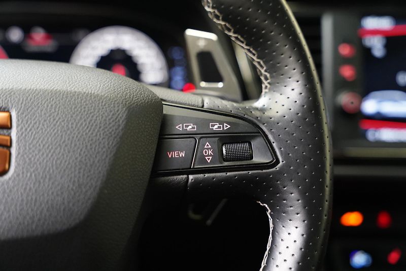 Seat Leon - fotka 16 z 26